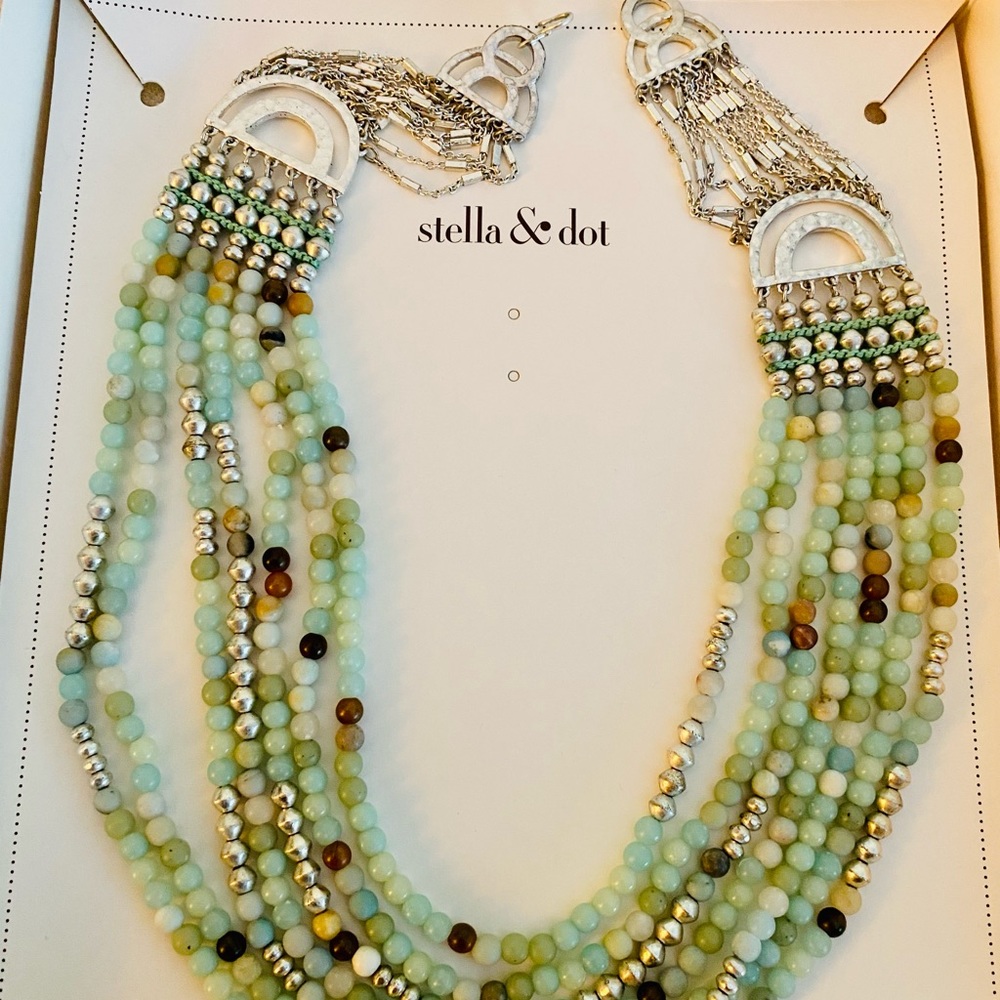 Stella & Dot Cleopatra Statement Necklace